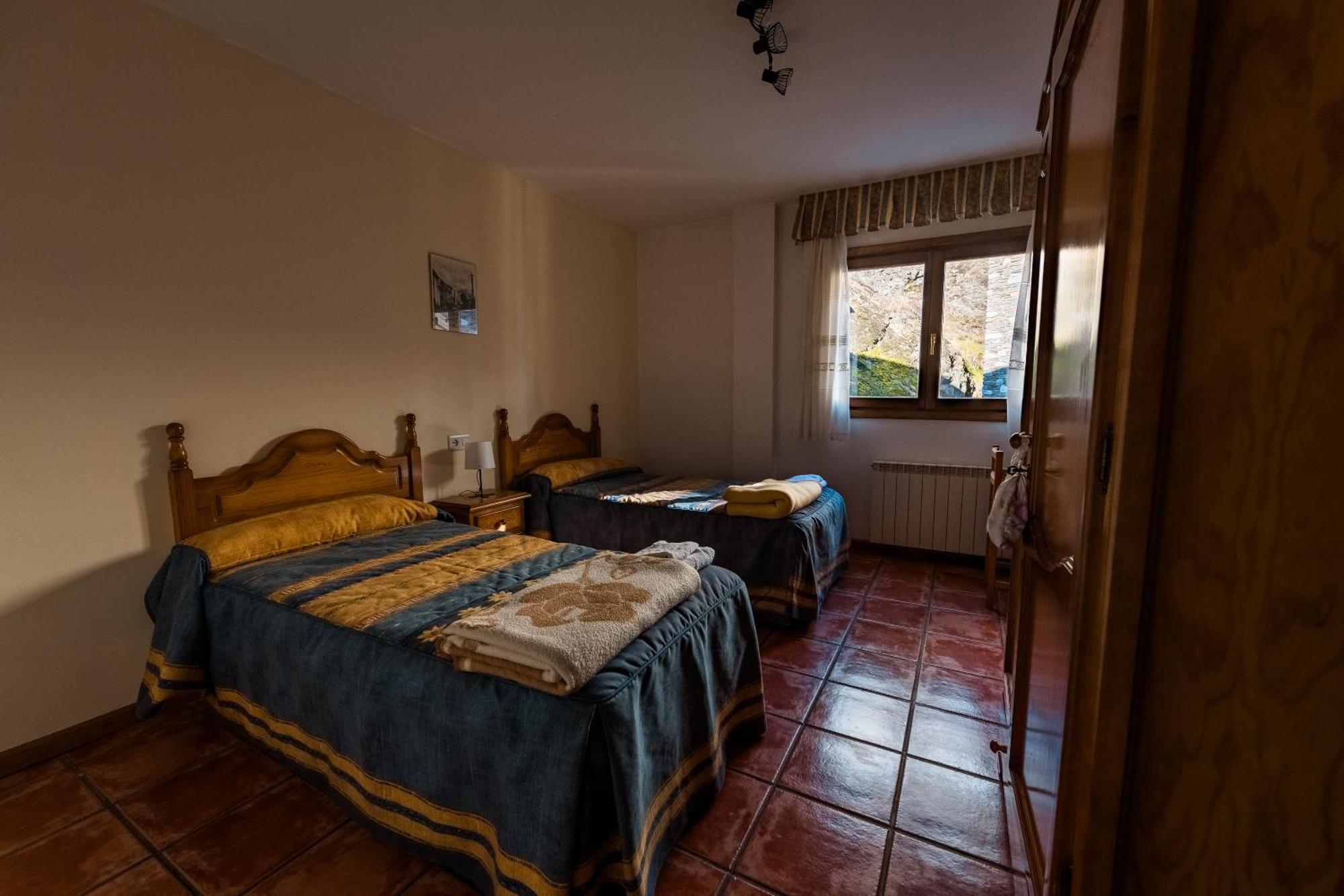 ホテル Casa Samarra Ribera de Cardós エクステリア 写真